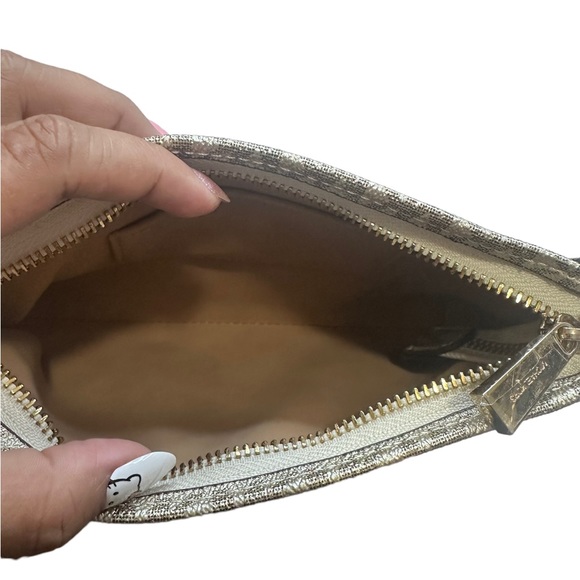 Michael Kors Belt Bag - Picture 3 of 5